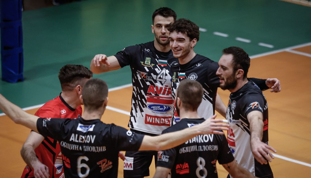 Волейболният Локомотив загуби от Левски