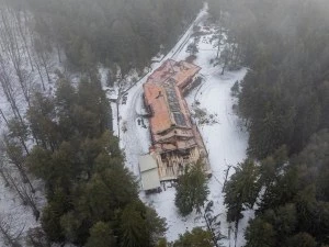 Кръвта не съвпада с положението на труповете! Показаха нови снимки от Петрохан