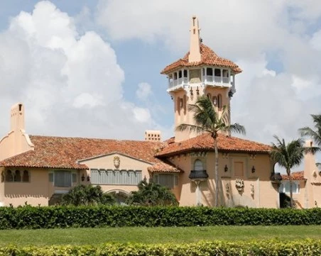 21-годишен е мъжът, застрелян от Сикрет сървиз, след като влязал в имението на Тръмп