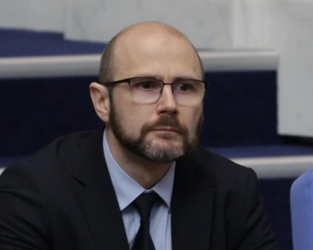 Министър Андрей Янкулов: Намираме се в тежка конституционна криза