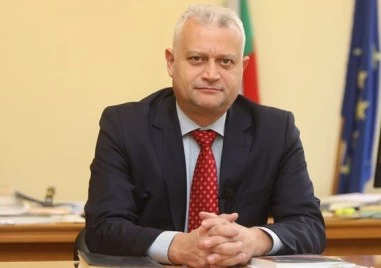 Емил Дечев: Прокуратурата тръгва в паническа атака, разпоредена е проверка срещу мен