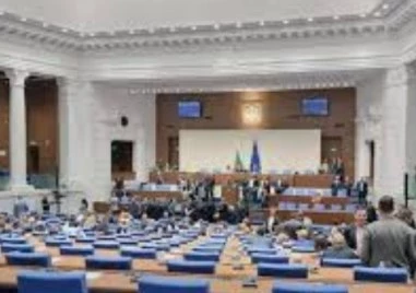 Депутатите отхвърлиха ветото на президента върху поправките в Изборния кодекс