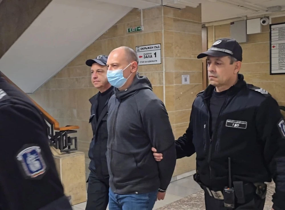 Известният пловдивски строител, обвинен в укриване на данъци и пране на пари, остава на свобода