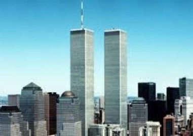 На този ден: Първият атентат срещу кулите близнаци, започва производството на колата на народа