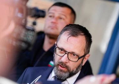 Новата министърка Ангелина Бонева уволни шефа на АПИ