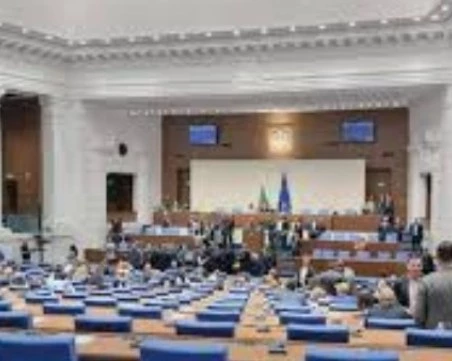 Депутатите отхвърлиха ветото на президента върху поправките в Изборния кодекс