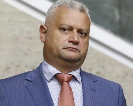 Емил Дечев за случая „Петрохан