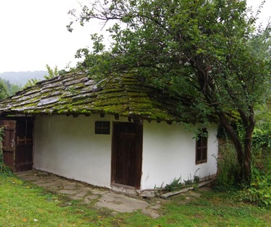 Дедево събира средства за музей на просветата