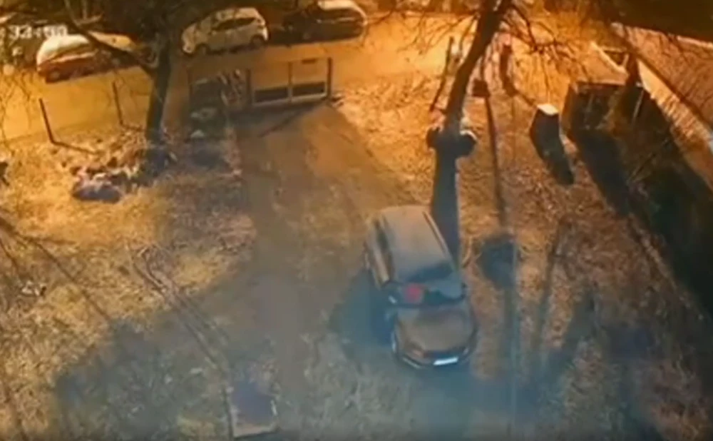 Пуснаха на свобода задържаните за палежа на колата и вратата на кмета на Бистрица