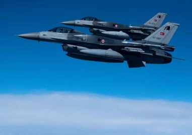 Разбилият се изтребител F-16 е бил вдигнат заради неидентифицирана радарна следа до българо-турската граница