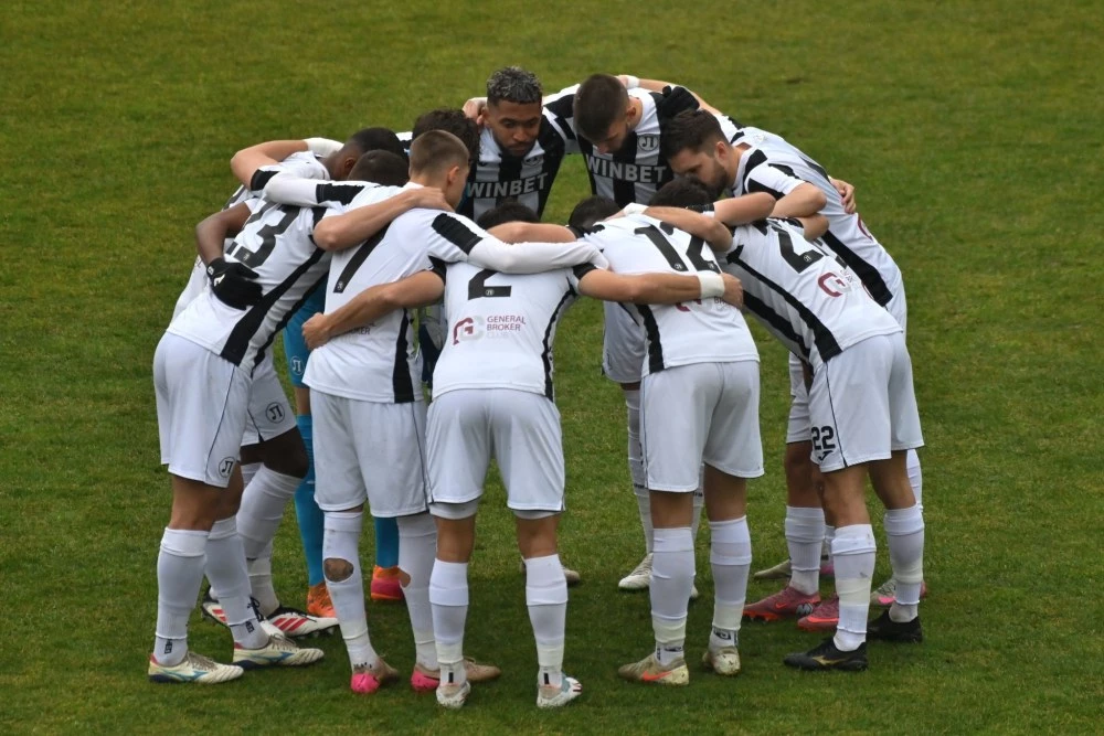 Локо гостува на шампиона Лудогорец днес