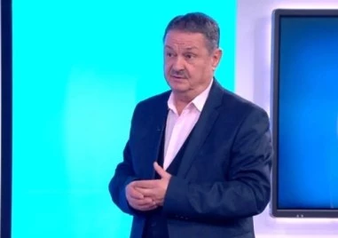 Проф. Рачев: От понеделник - топло време с двуцифрени максимални температури