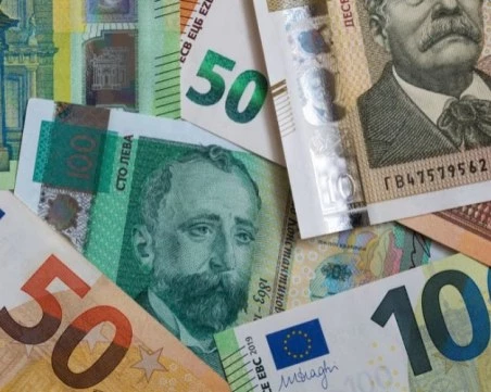 БНБ: 87% от левовете са изтеглени от обращение