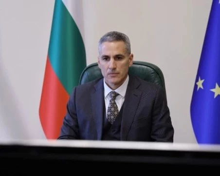 Гюров свиква среща с трима министри заради високите сметки за ток и цената на водата