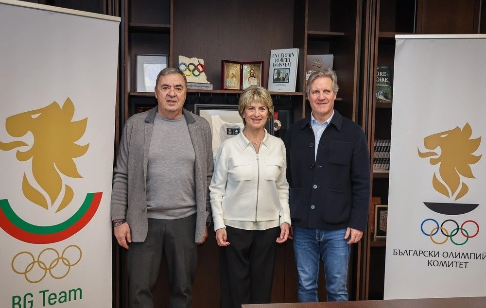 Шефът на Световното плуване се срещна с Георги Аврамчев и Весела Лечева