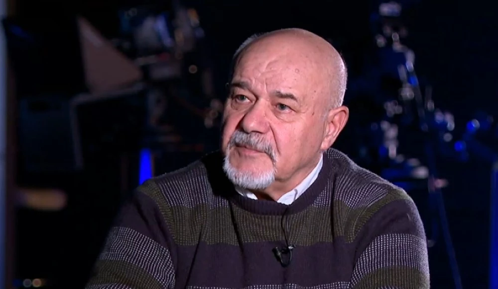 Шофьорът на автобуса, в който се вряза Виктор Илиев: Изпитвам страшни болки, не мога да дишам и спя на стол