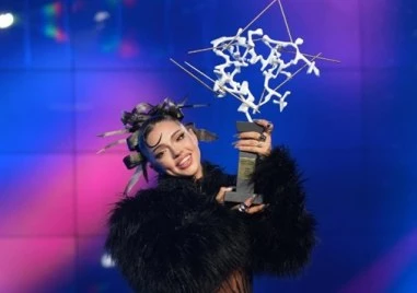 Дара представя България на Евровизия с песента Бангаранга