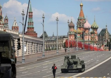 Москва: Ударите срещу Иран са „опасна авантюра, която може да доведе до „катастрофа