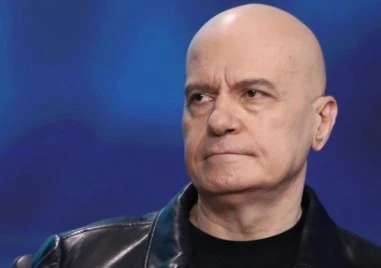 Слави Трифонов: Христанов веднага да си подаде оставката