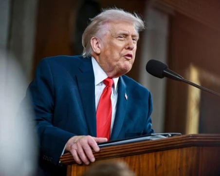 Тръмп потвърди: САЩ започна мащабна военна операция срещу Иран