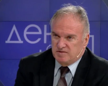 Проф. Чуков: Няма как Иран да спечели битка срещу девет държави