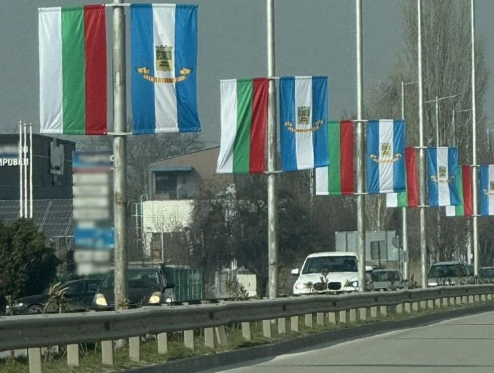 Над 400 нови знамена преобразяват Пловдив за 3 март