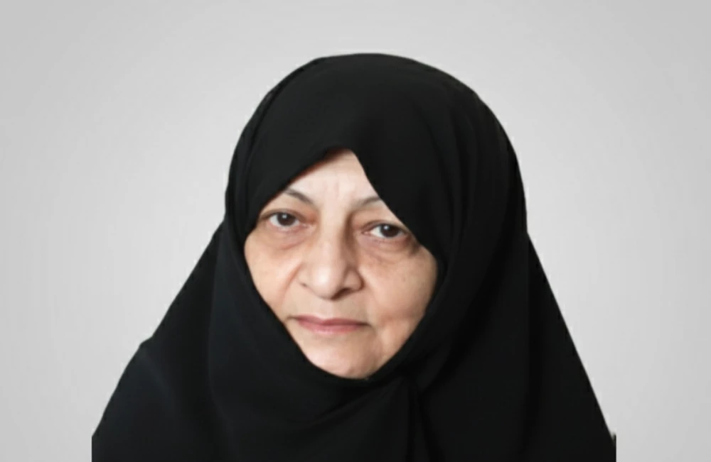 Почина съпругата на Хаменей