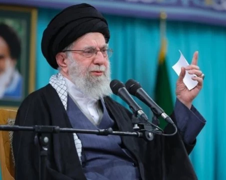 Кои са петимата претенденти за наследник на Али Хаменей според саудитски вестник?