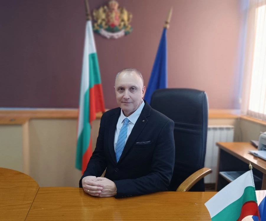 Областният управител на Пловдив: Когато светът отново преживява войни - да пазим свободата