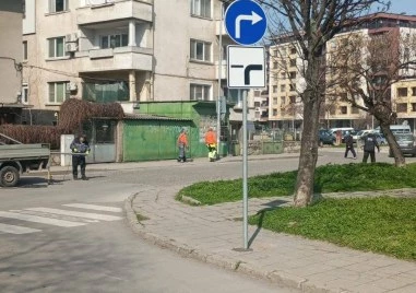 Край на транспортния хаос пред СУ „Никола Вапцаров – въвеждат еднопосочен режим