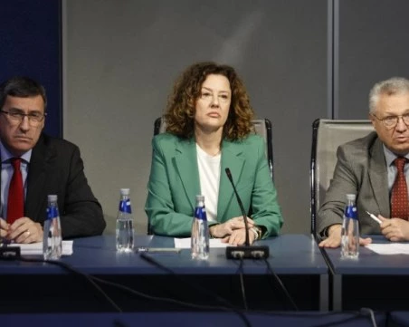 Кризисният щаб: Не можем да съдействаме на българи извън засегнатия регион