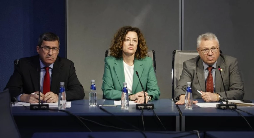 Кризисният щаб: Не можем да съдействаме на българи извън засегнатия регион