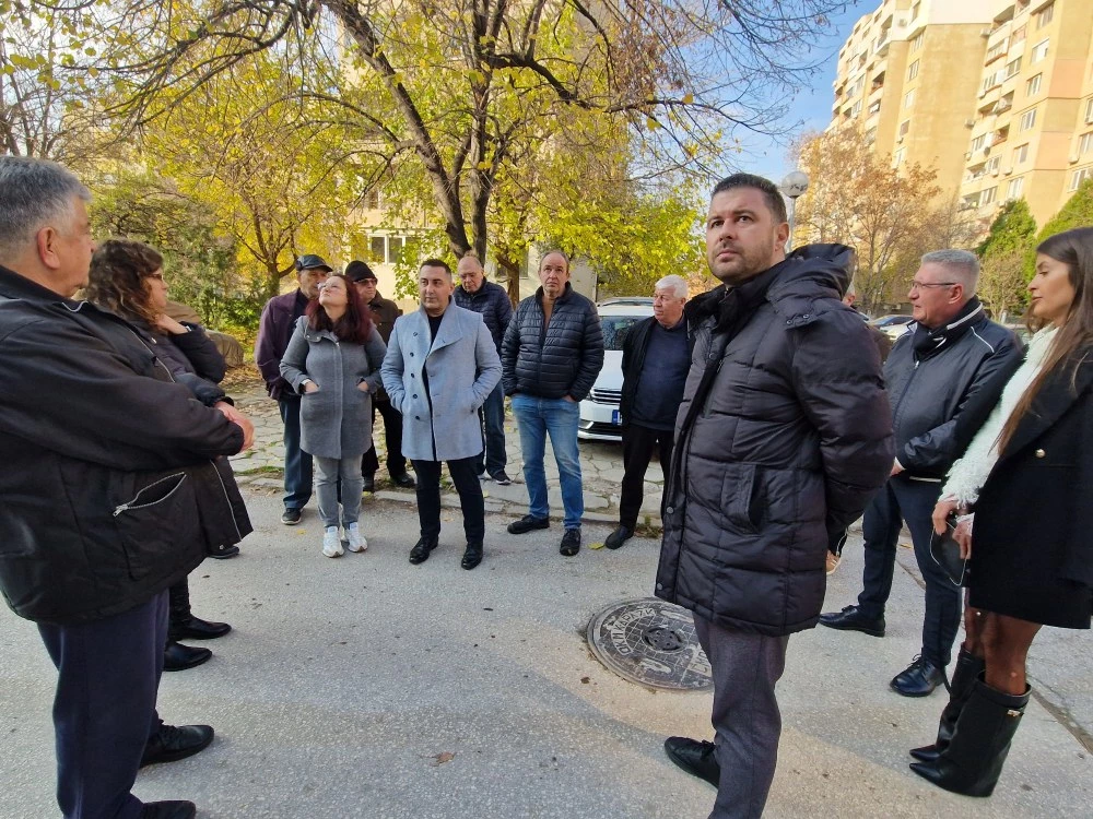В ход е санирането и на блок на ул. „Генерал Радко Димитриев