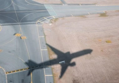 Австралия изпрати военни самолети заради блокирани граждани в Близкия изток