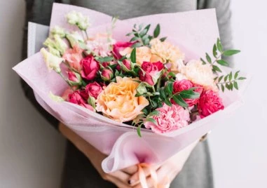 Честит 8-ми март, скъпи дами!