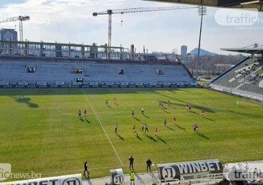 Локо за трети път губи с 0:5 на Лаута