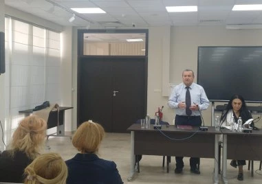 Адемов: Българските граждани да са спокойни, социалните плащания и увеличението на пенсиите са гарантирани