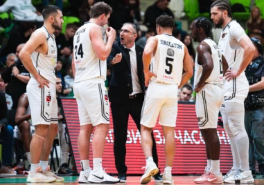 Само дни след финала за Купата Локо отново играе с Черно море