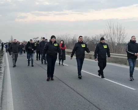 Диана Русинова: Полицията саботира протеста срещу Костадинов