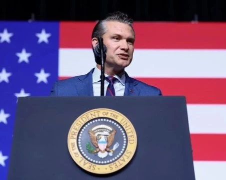 САЩ: Огневата мощ срещу Иран ще се засили драматично