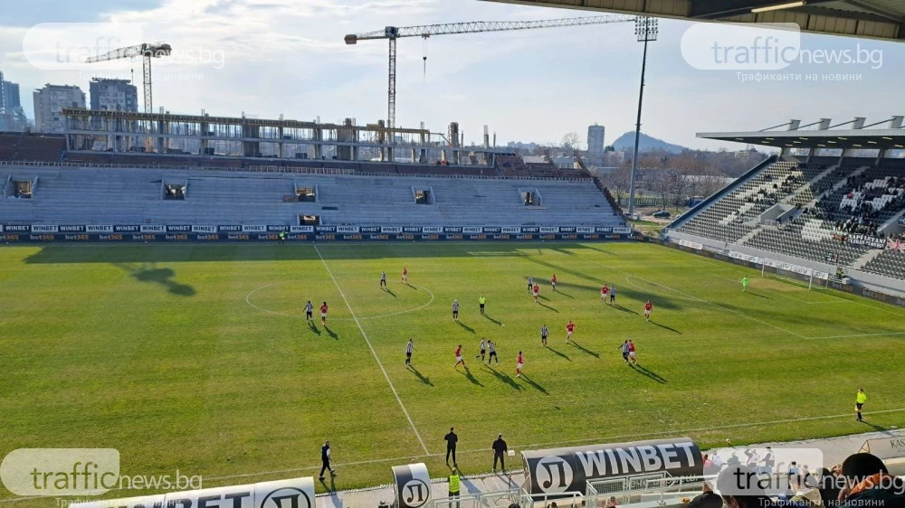 Локо за трети път губи с 0:5 на Лаута