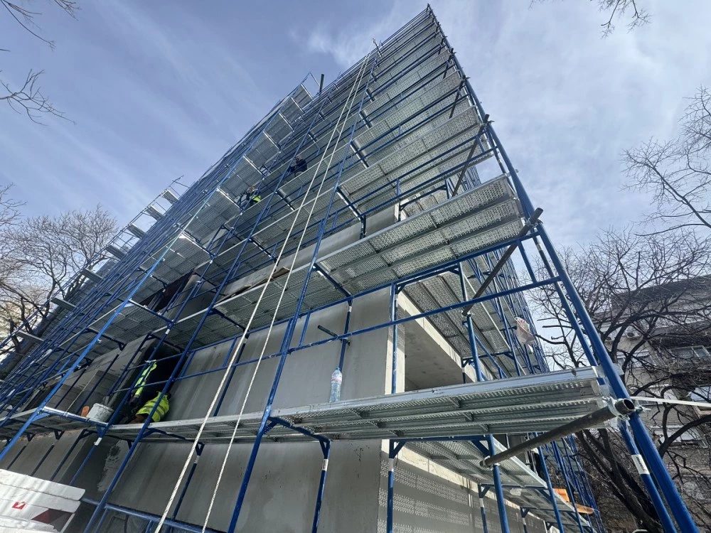 Санирането на жилищна сграда на бул. „Източен