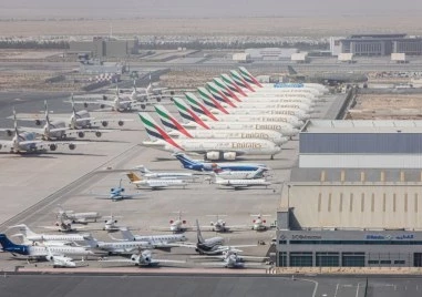 Пловдивски туристи чакат на летището в Дубай след отварянето му