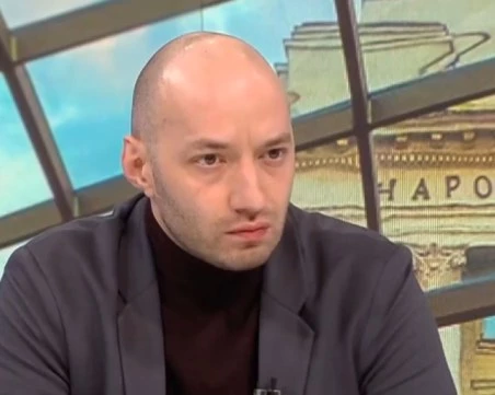 Димитър Ганев: Радев ще се държи дистанцирано по време на предизборната кампания