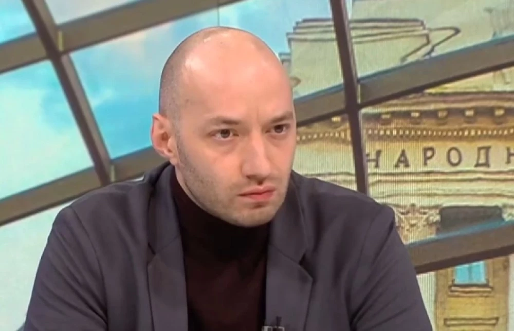 Димитър Ганев: Радев ще се държи дистанцирано по време на предизборната кампания