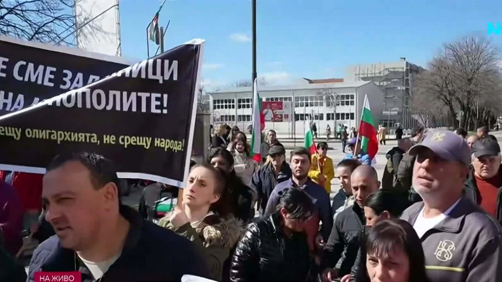 Протест и блокада в Силистра заради скъпия ток и водата