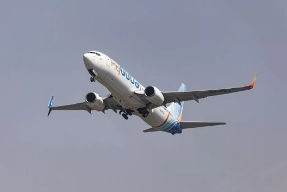 Два самолета от Дубай са се приземили в рамките на