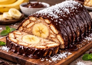 Рецепта за бисквитено руло с банани и крема сирене без печене