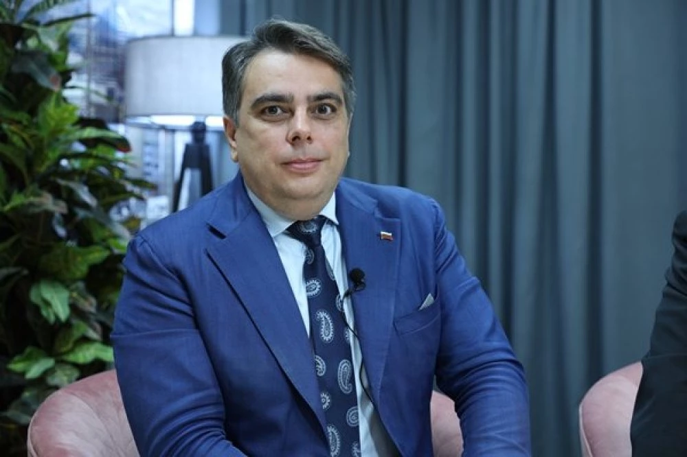 Асен Василев: Законът за удължаване на бюджета ще бъде приет