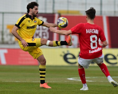 Ботев и ЦСКА 1948 поделиха точките след по един отменен гол